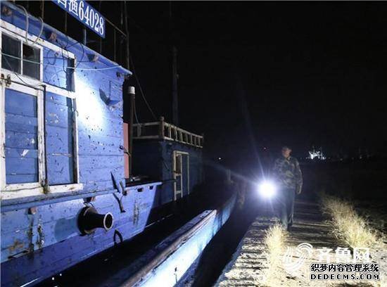 山东59岁护边员坚守海岸线34年:每天巡逻三四次