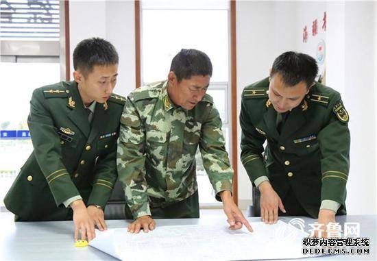 山东59岁护边员坚守海岸线34年:每天巡逻三四次