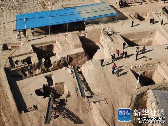 从空中俯瞰的宁夏彭阳县姚河塬商周遗址。新华社记者 李然 摄