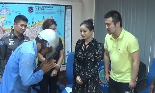 中国游客在泰国被出租车司机逮捕，以逮捕嫌犯