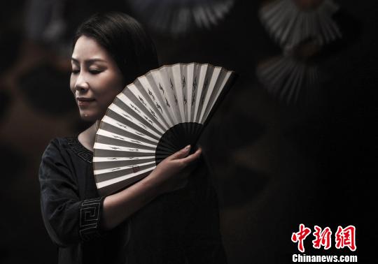 女书文化推广大使李玉儿：向世界唱女书
