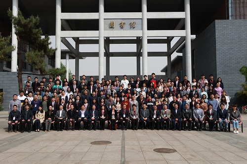 国立大学马克思主义理论论文竞赛奖颁发全国人民代表大会