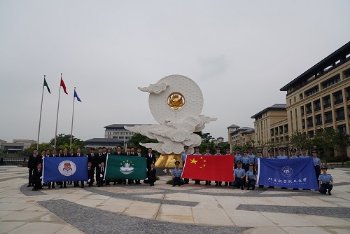 北航到澳门大学开展国旗文化交流活动